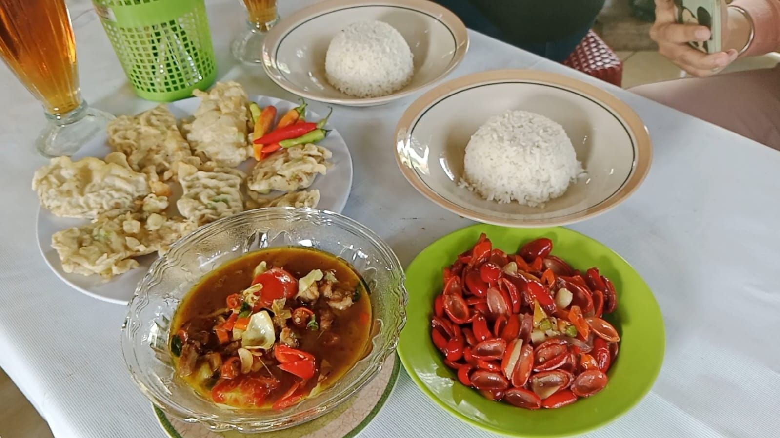 Madu Sari: Rasa yang Menghampiri Setiap Senja di Cilacap